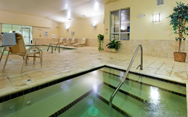 Holiday Inn Express Mystic by IHG