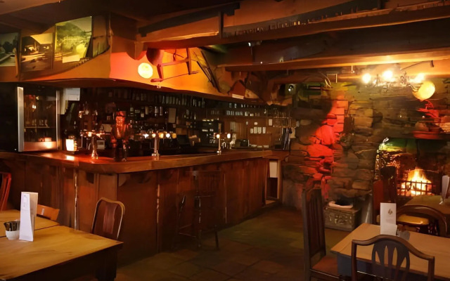 The Oak Tree Inn
