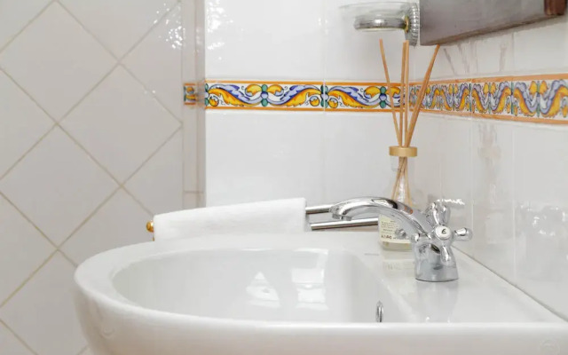 Vatican - WR Apartments