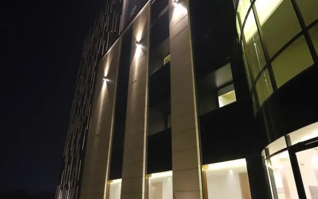 The Pristine Hotel Kanpur