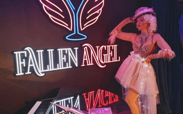 Angel Hotel