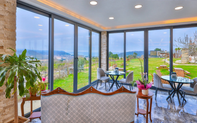 Agva Teras Garden Hotel & Bungalow