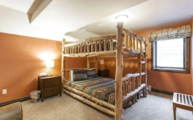 Potato Patch Club - 5 Br Townhouse