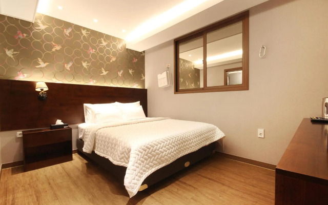 Hotel MOMO