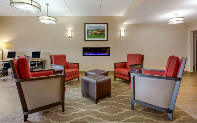 Comfort Inn & Suites Wilkes Barre - Arena