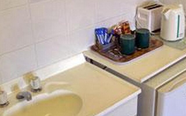 Welcome Home Motel and Apartments