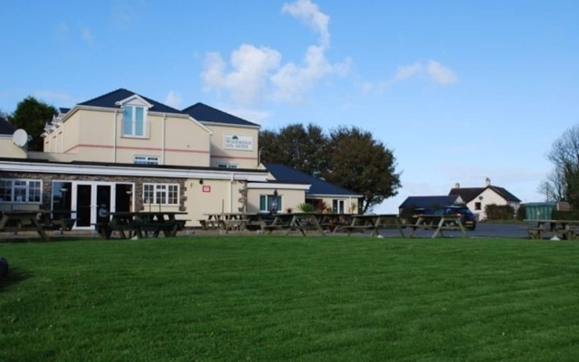 The Woodridge Inn Hotel