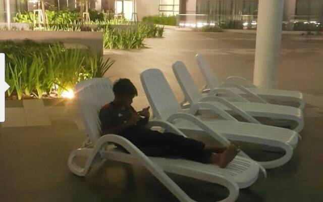 D Aura Homestay Zeva Residence