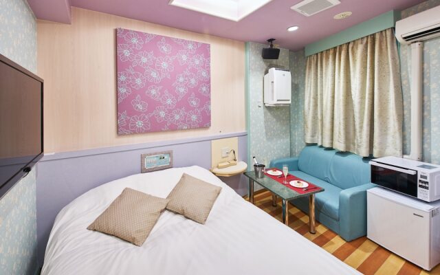 Hotel AQUA Blue Yokosuka - Adults Only