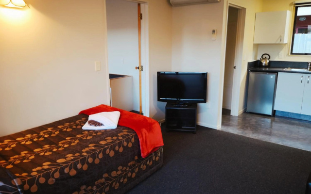 Aston Court Motel Blenheim – Guest Rooms – Blenheim