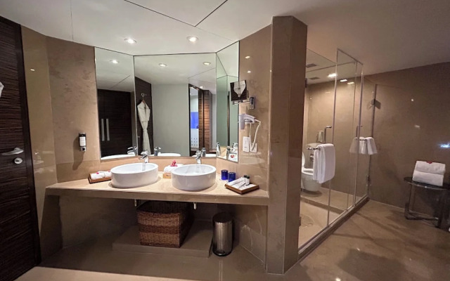 Fortune Select SG Highway, Ahmedabad - Member ITC Hotels' Group