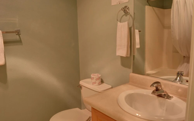Waters Edge 112 - 1 Br Condo