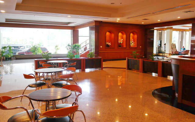 Grand Park Hotel