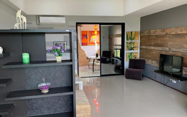 Condo AVANTA Deluxe A408