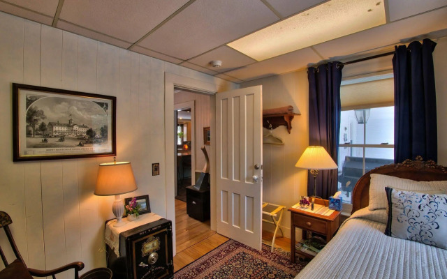 Hobble Inn