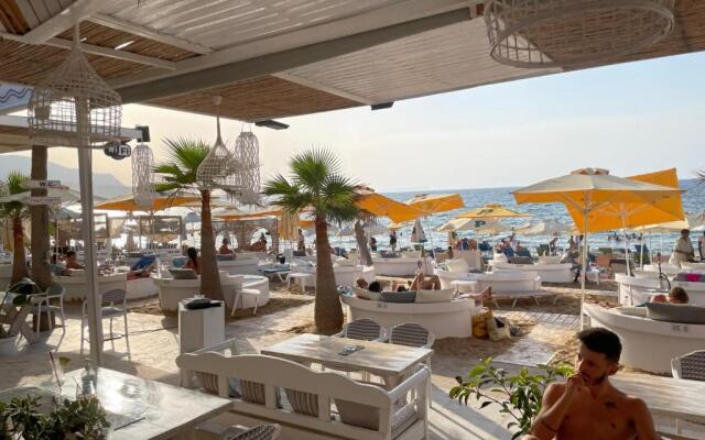 Pleasure Beach Hotel