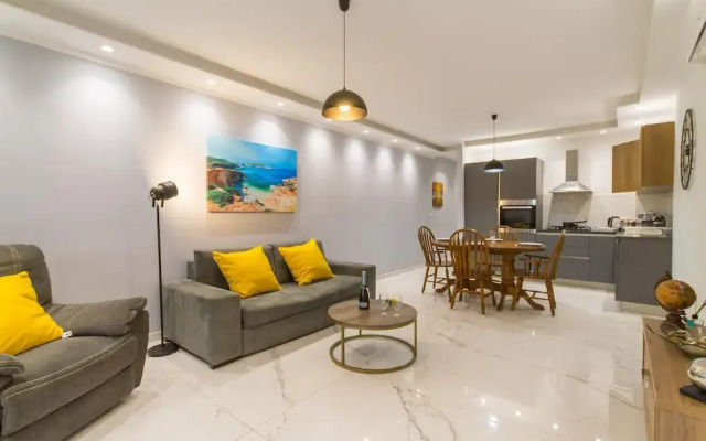 Aquamarine Modern Apart M3