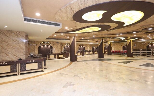 Vaccinated Staff- Capital O 3844 Hotel Kd Palace