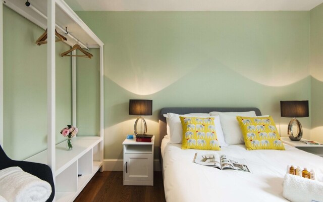 The Spacious Fulham Apartment - FOI