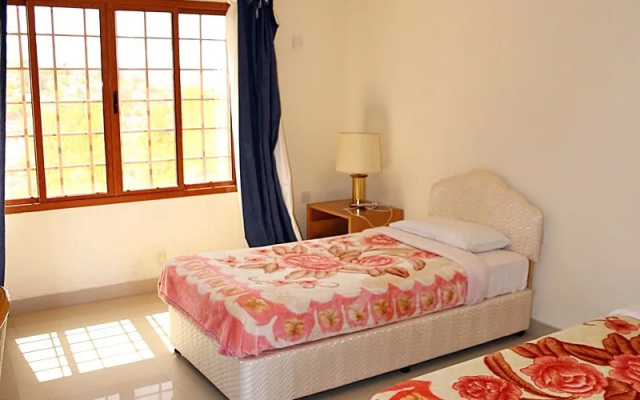 Al Hoota Rest House