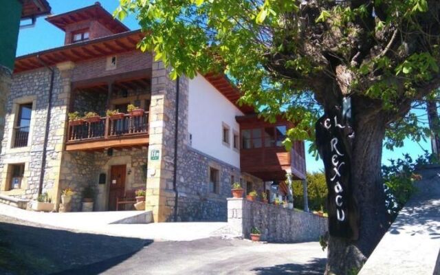 Hotel Rexacu El