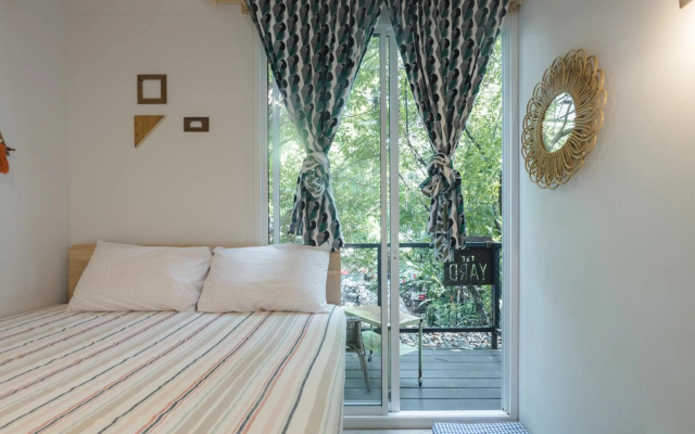 The Yard Hostel – Guest Rooms – Bangkok