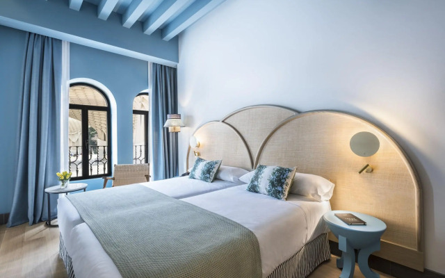 Intelier Casa de Indias Hotel