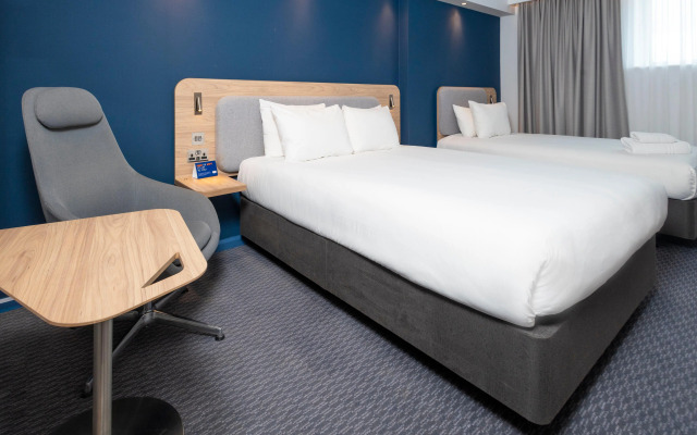 Holiday Inn Express Swindon City Centre by IHG