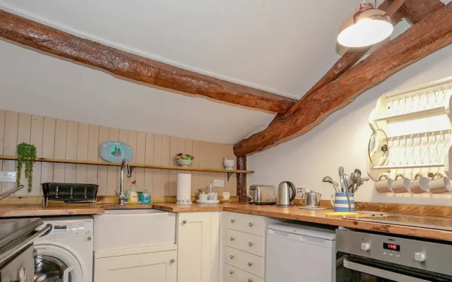 Host Stay Snodsbury Barn