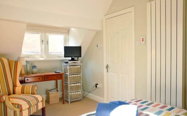 Moseley - House - Sleeps 4 - Parking - Garden