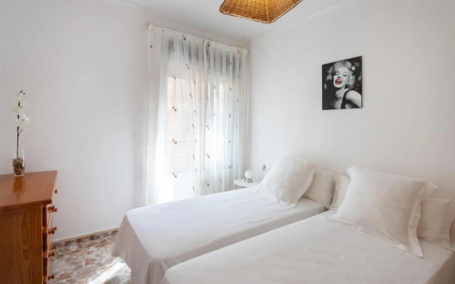 Apartment 50 meters from the beach