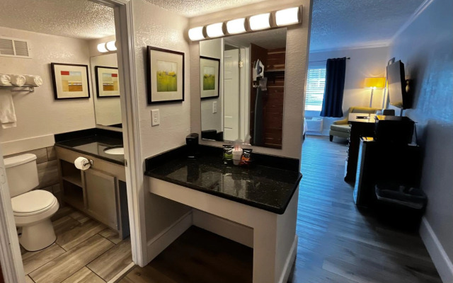 At Home Inn & Suites