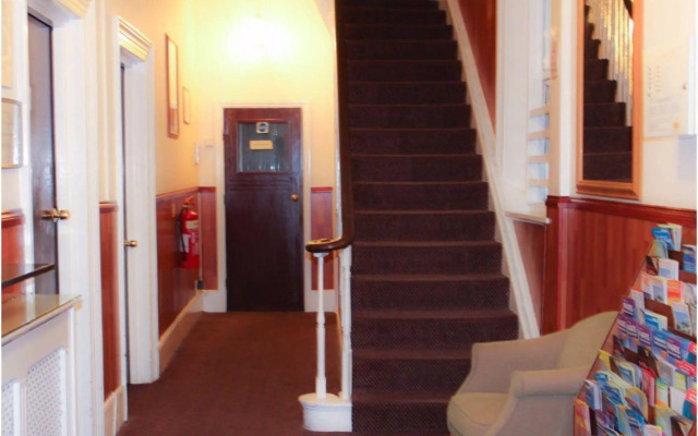 Lampton Guest House