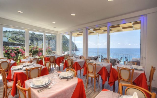 Room in B&B - Forio With a Breathtaking View, for 2 Persons