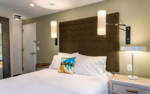 Inn On Camac