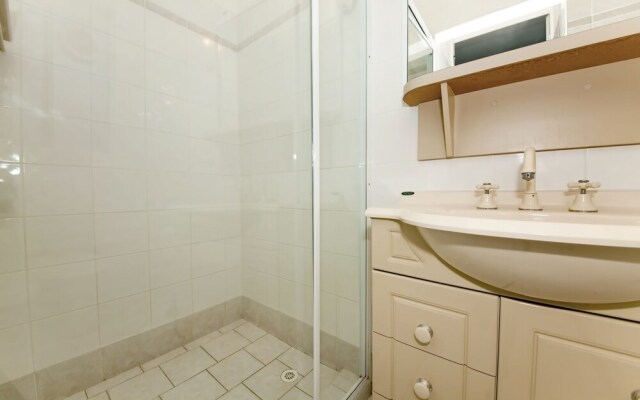 Portofino, Unit 6/7 Laman Street