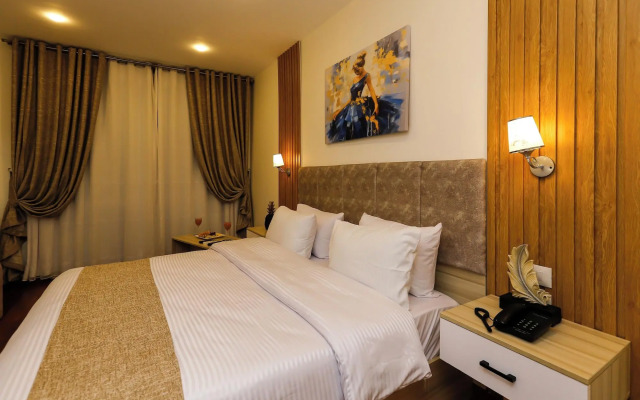 Pyramid Edge Hotel & Exclusive Pyramids View Rooftop