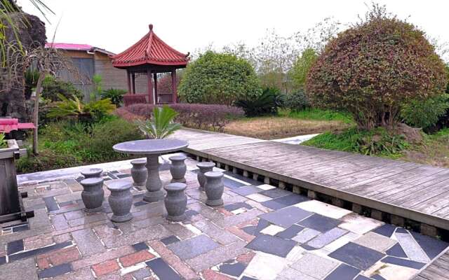 Baodao Exhibiton Conference Hotel