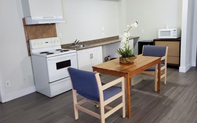 Surrey Central Inn