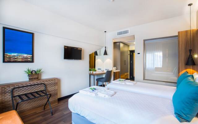 Signature Hotels & Spa