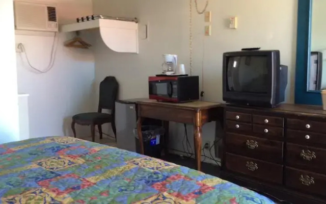 Economy Inn