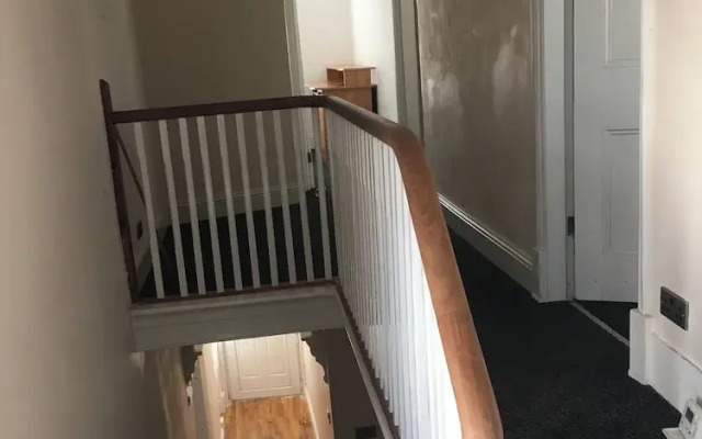Tranquil Darlington Home , 3br+pet Friendly