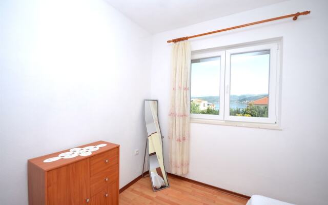 Apartments Mirta