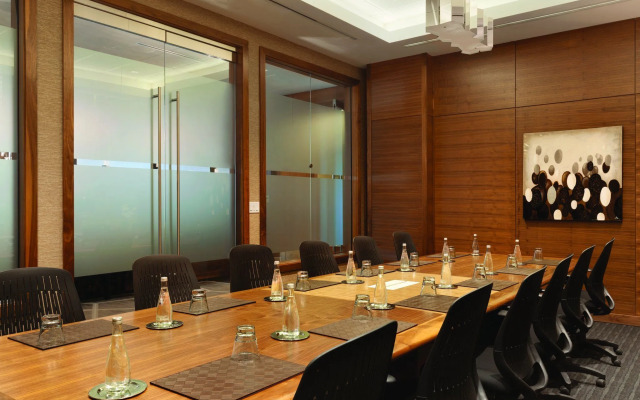 Radisson Hotel & Conference Centre Calgary Airport