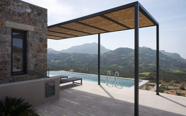 Neromai Cave Luxury Villas
