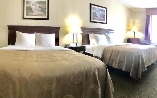 Best Western Carriage House Inn