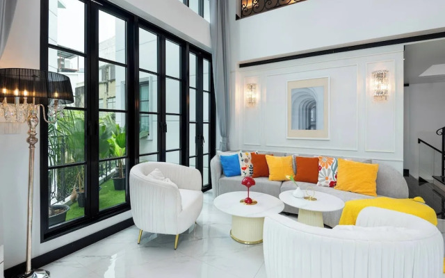 Stylish 7beds Poolhouse With Cinema & Lift - 2min to BTS