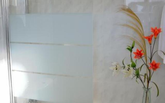 Hostal Restaurante Cuatro Caminos