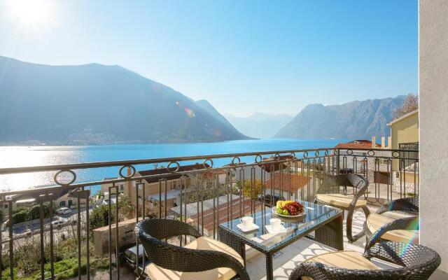 2MONTENEGRO LIMETA APARTMENTS with pool