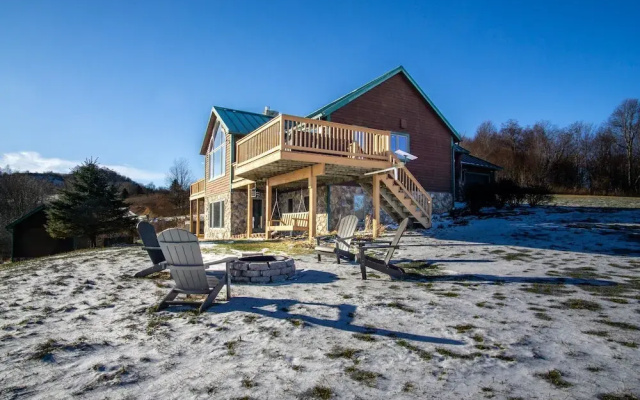 Skywalker Meadow 3 BR Home: True Retreat!